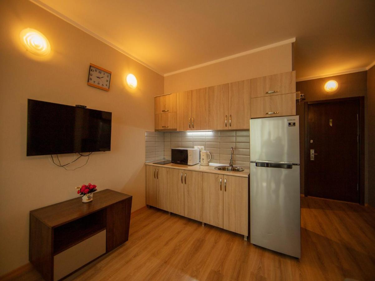 Tower Apartments Batumi Bagian luar foto