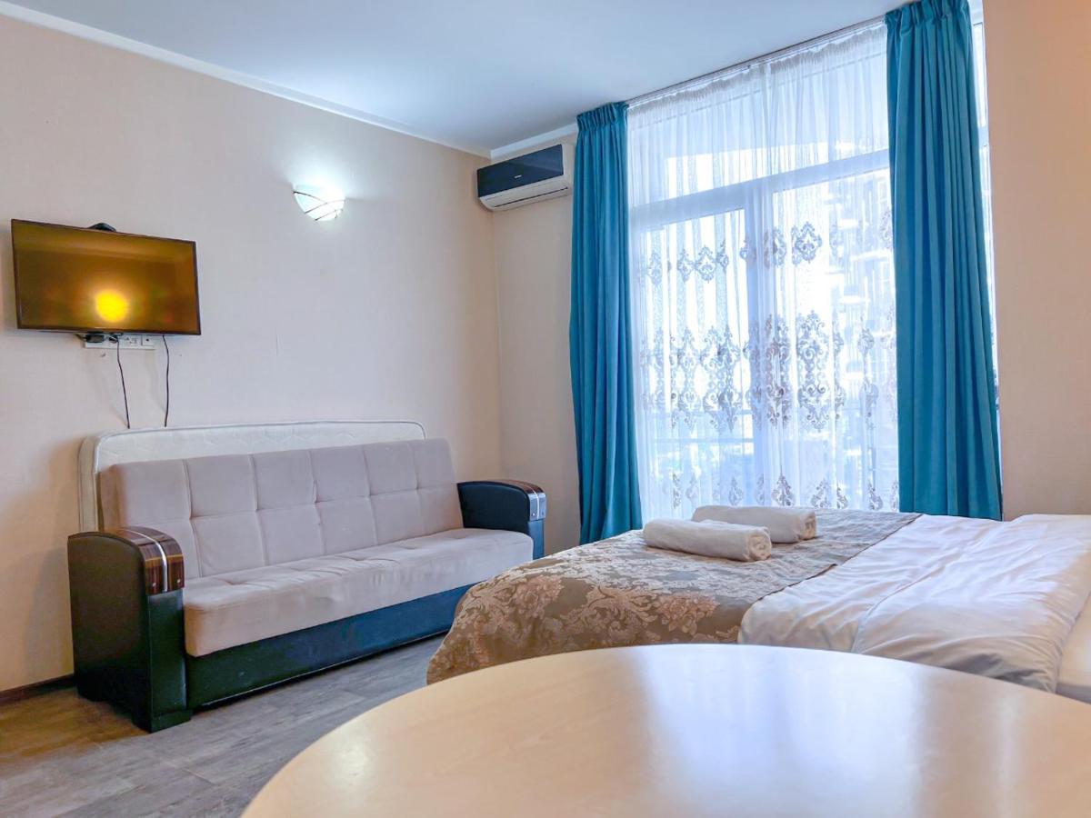 Tower Apartments Batumi Bagian luar foto
