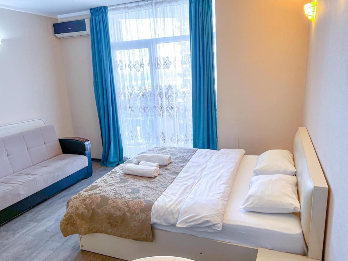 Tower Apartments Batumi Bagian luar foto