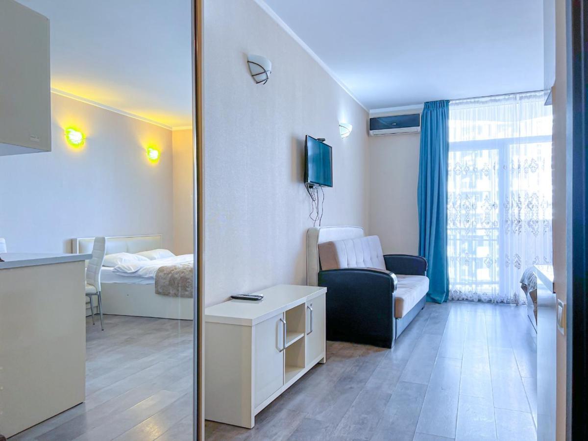 Tower Apartments Batumi Bagian luar foto